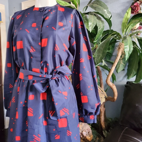 Vintage 80s Navy Blue & Red Abstract Geometric The Shirt Dress Puff Sleeves Midi - Picture 8 of 9